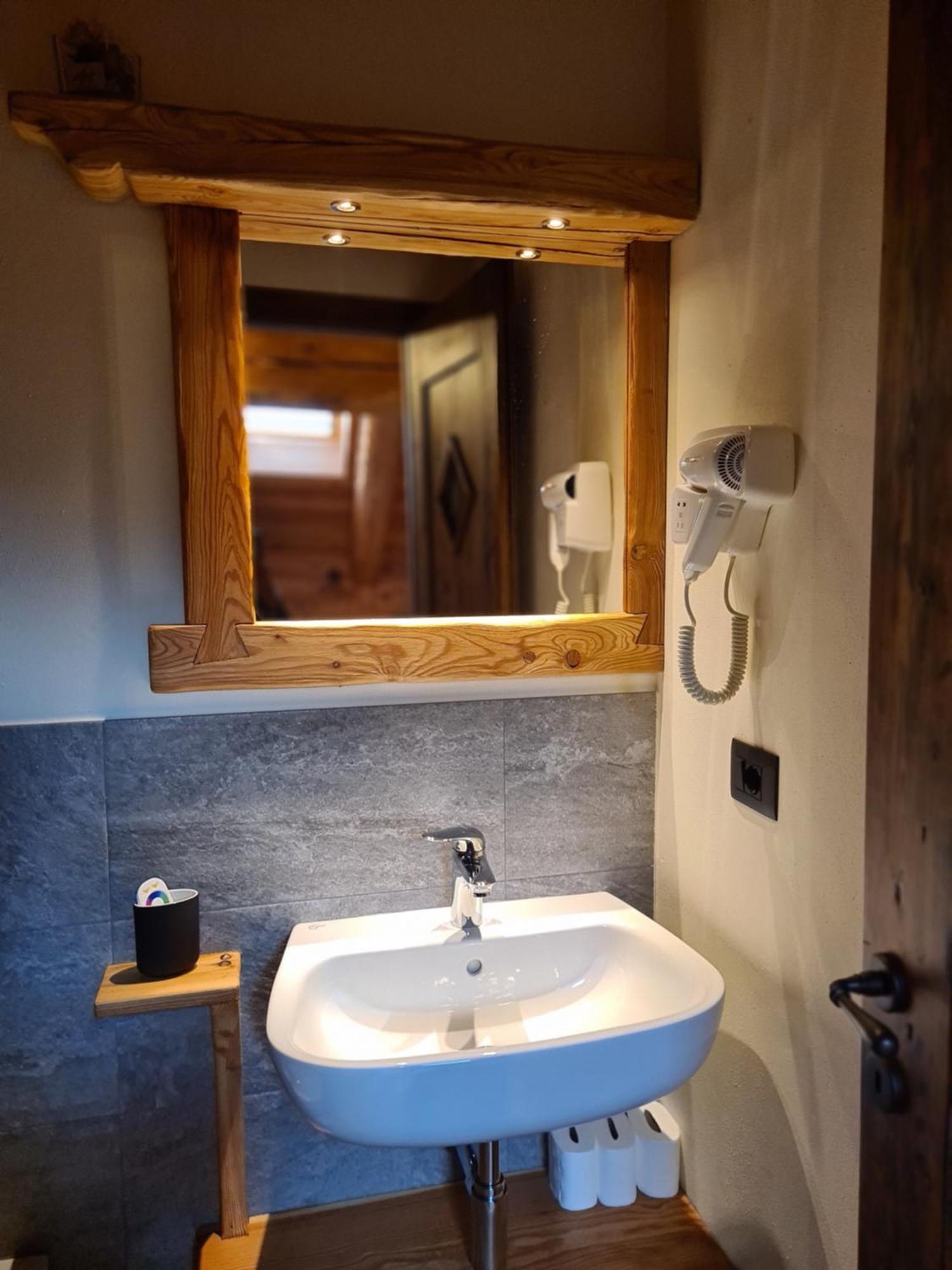 La Maison. Il Nido Dell'Aquila Bardonecchia Exterior foto